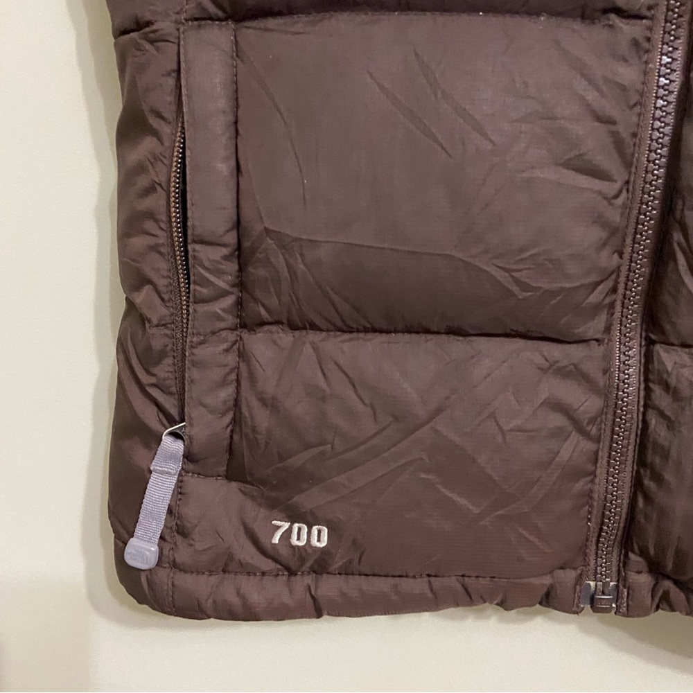 The North Face 700 Nuptse Brown Puffer Vest - Picture 5 of 10